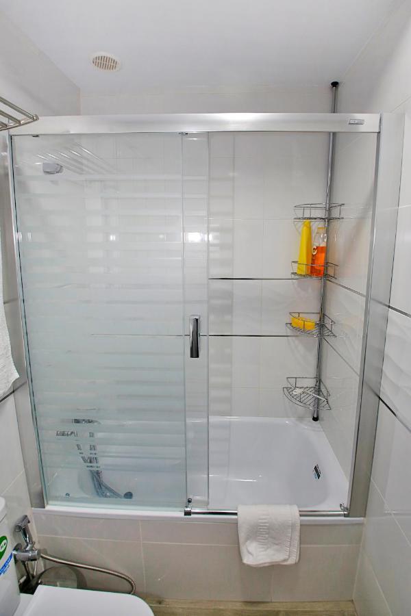 Turina Apartment -Ac Near Beach Аликанте Екстериор снимка