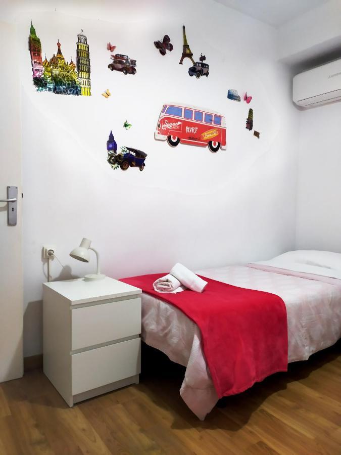 Turina Apartment -Ac Near Beach Аликанте Екстериор снимка